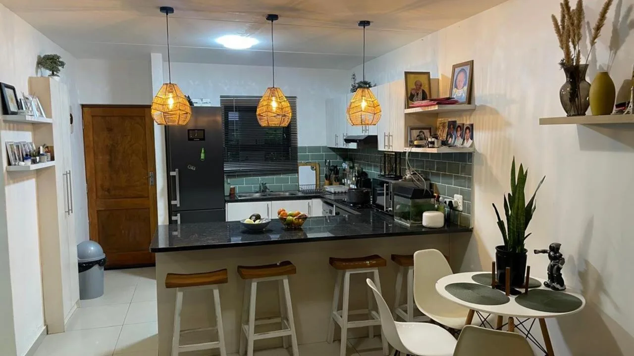 2 Bedroom Apartment / flat to rent in Admirals Park