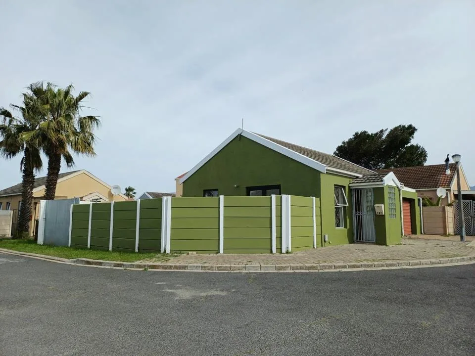 2 Bedroom House to rent in Ottery