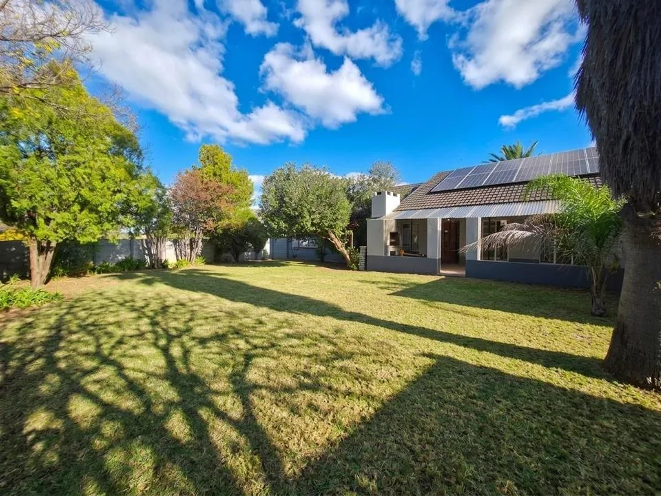 4 Bedroom House for sale in Adamayview