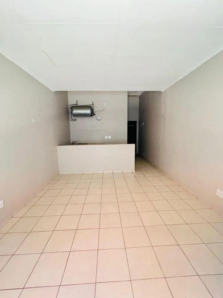 0.5 Bedroom House to rent in Germiston Central