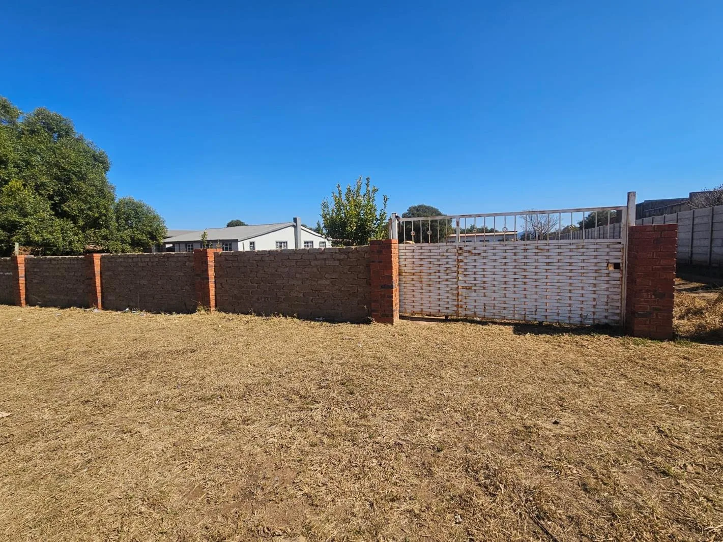 709 m² Land available in Zeerust