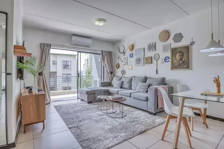 2 Bedroom Apartment / flat to rent in Dainfern