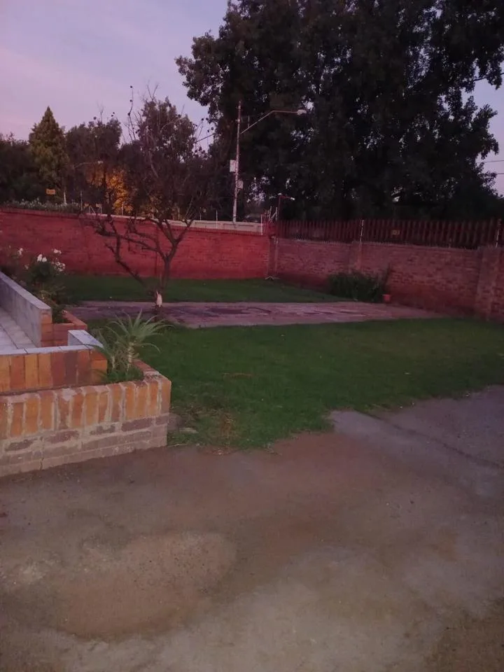3 Bedroom House to rent in Kensington