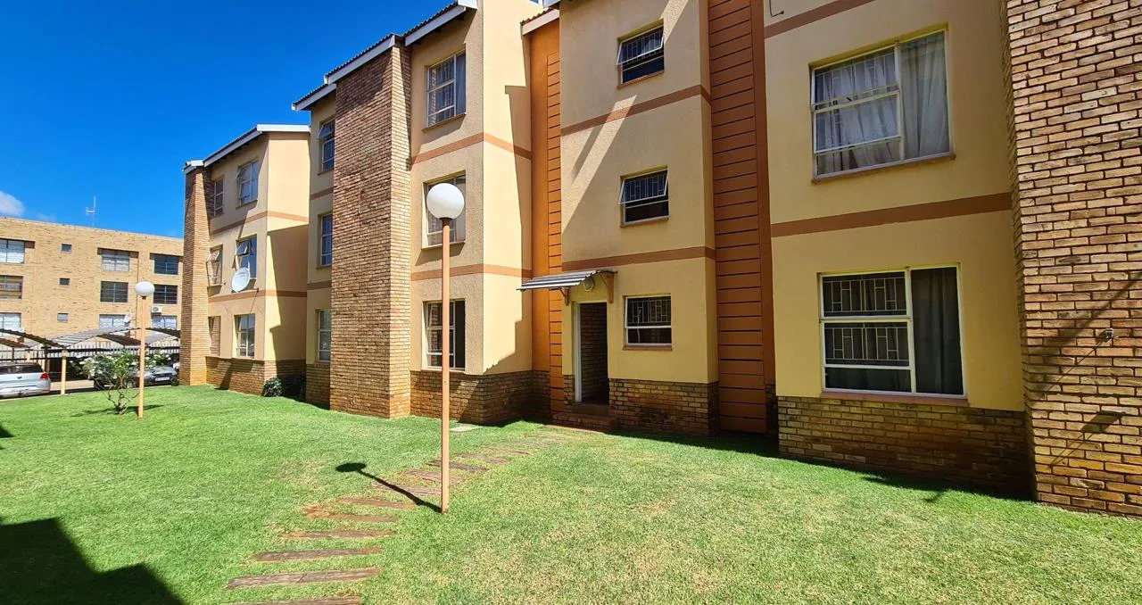 1 Bedroom Apartment / flat for sale in Kannoniers Park