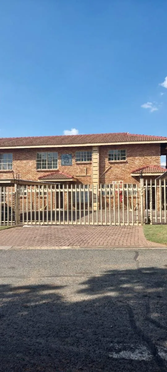 3 Bedroom Apartment / flat to rent in Libradene