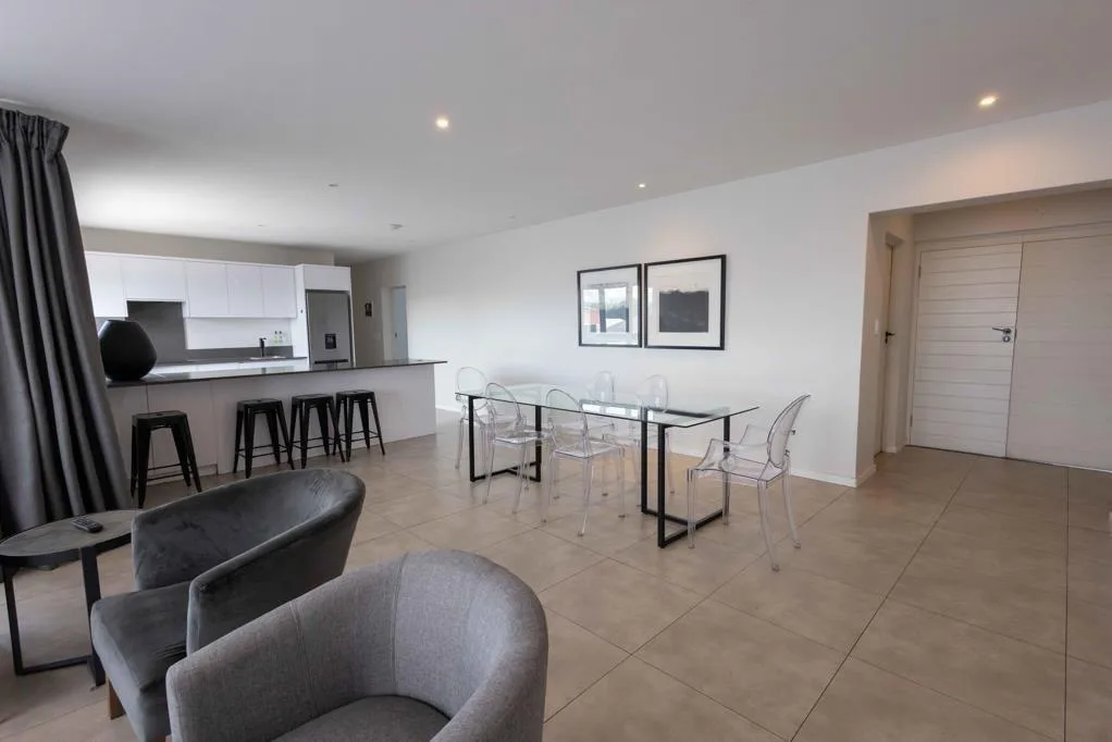 2 Bedroom Apartment / flat to rent in Greenside