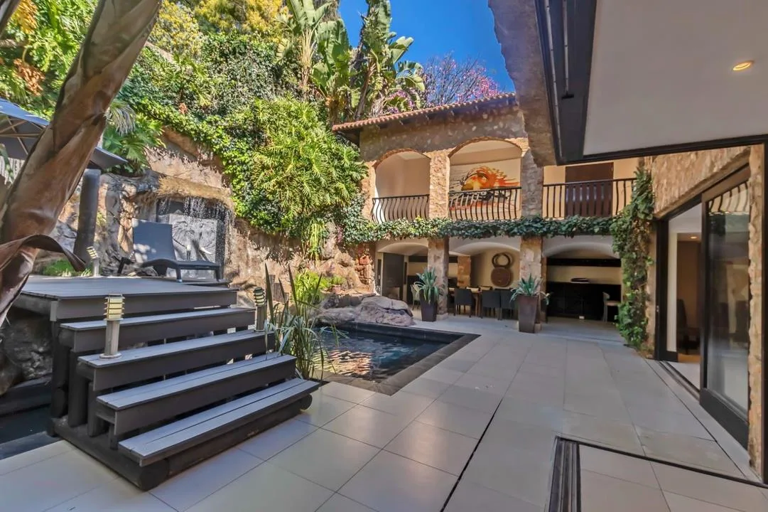 5 Bedroom House to rent in Houghton Estate