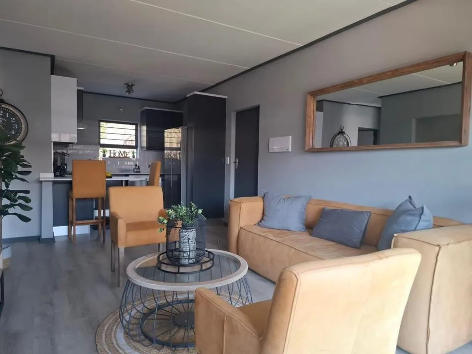 2 Bedroom Townhouse to rent in Montana Park