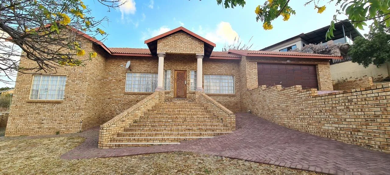 4 Bedroom House for sale in Cashan