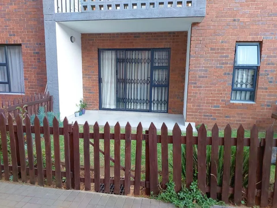 2 Bedroom Apartment / flat to rent in Ravenswood