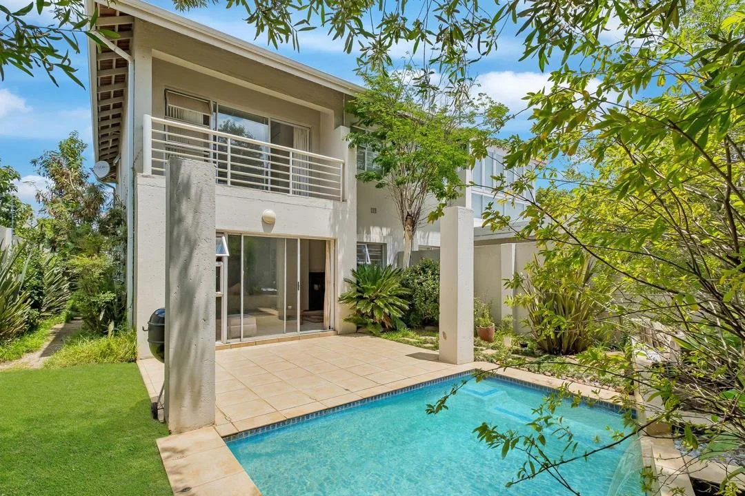 3 Bedroom Townhouse to rent in Bryanston