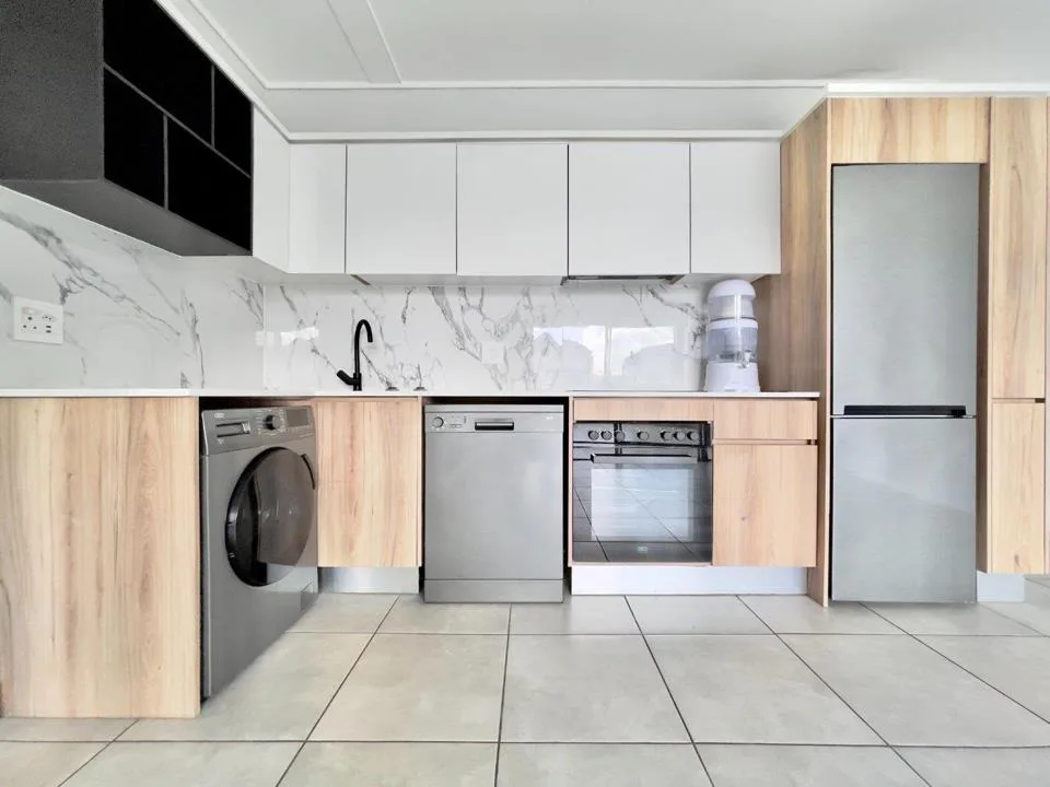 1 Bedroom Apartment / flat to rent in Waterfall