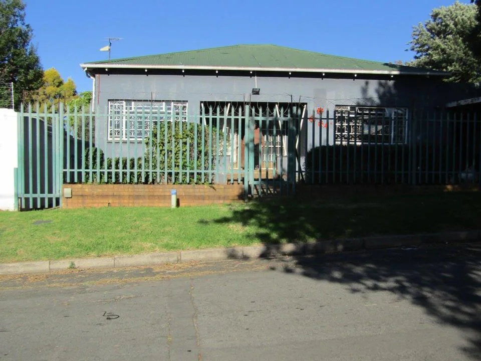 6 Bedroom House to rent in Westdene