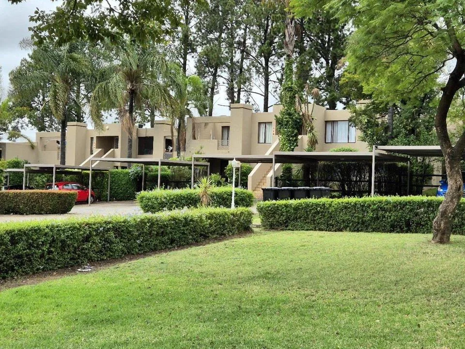 3 Bedroom Apartment / flat to rent in Morningside Manor