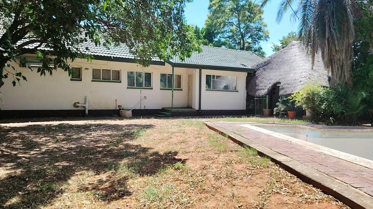 3 Bedroom House for sale in Roosheuwel Ext 2
