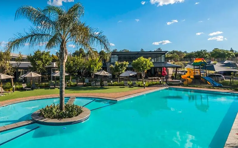2 Bedroom Apartment / flat to rent in Waterfall
