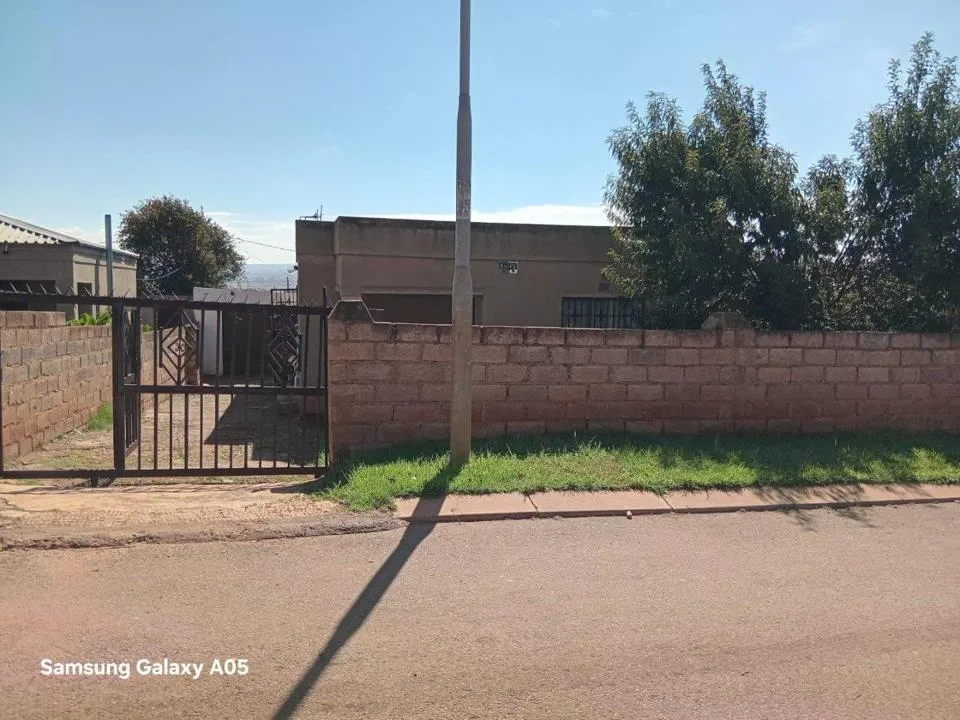 3 Bedroom House for sale in Orange Farm