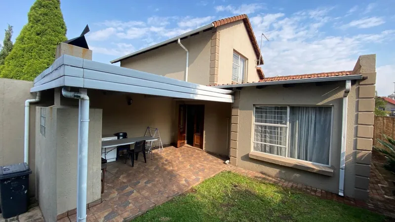 Property to rent in Buccleuch