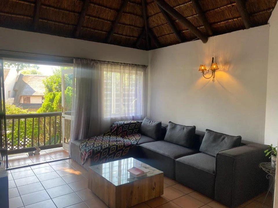 2 Bedroom Apartment / flat to rent in Paulshof