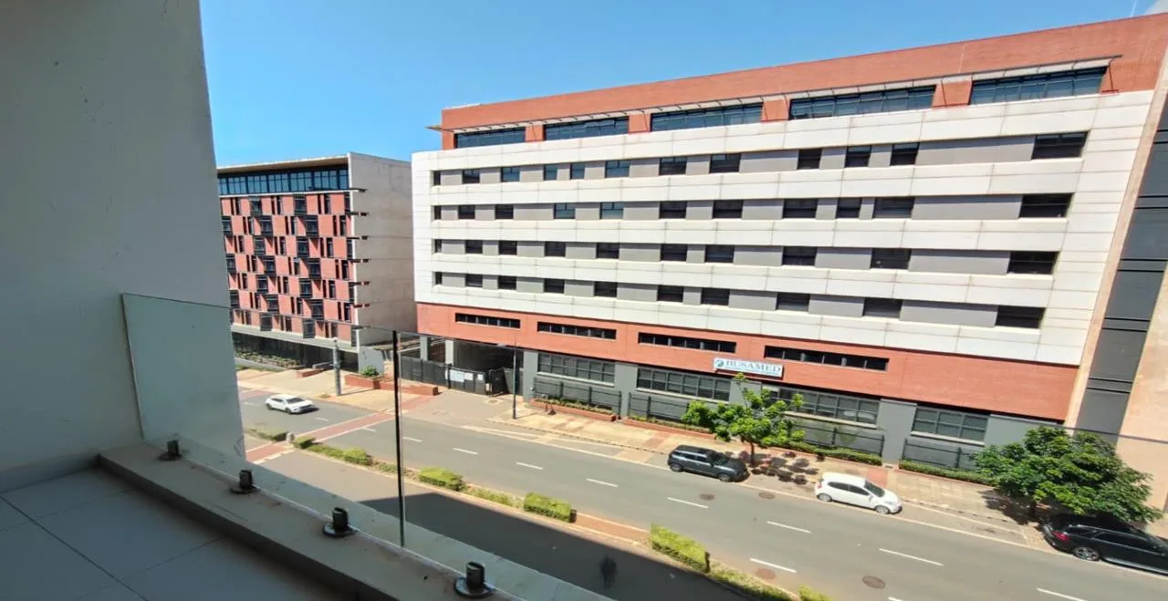 2 Bedroom Apartment / flat to rent in Umhlanga Ridge