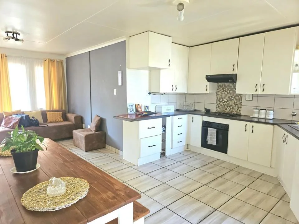 2 Bedroom Apartment / flat to rent in Florida