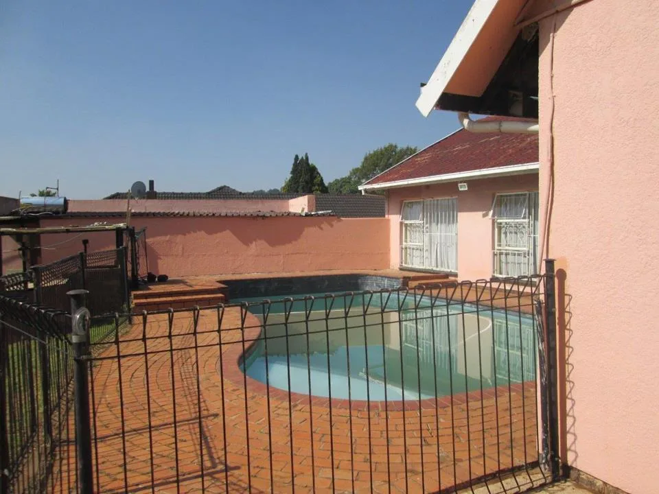 3 Bedroom House to rent in Glenanda