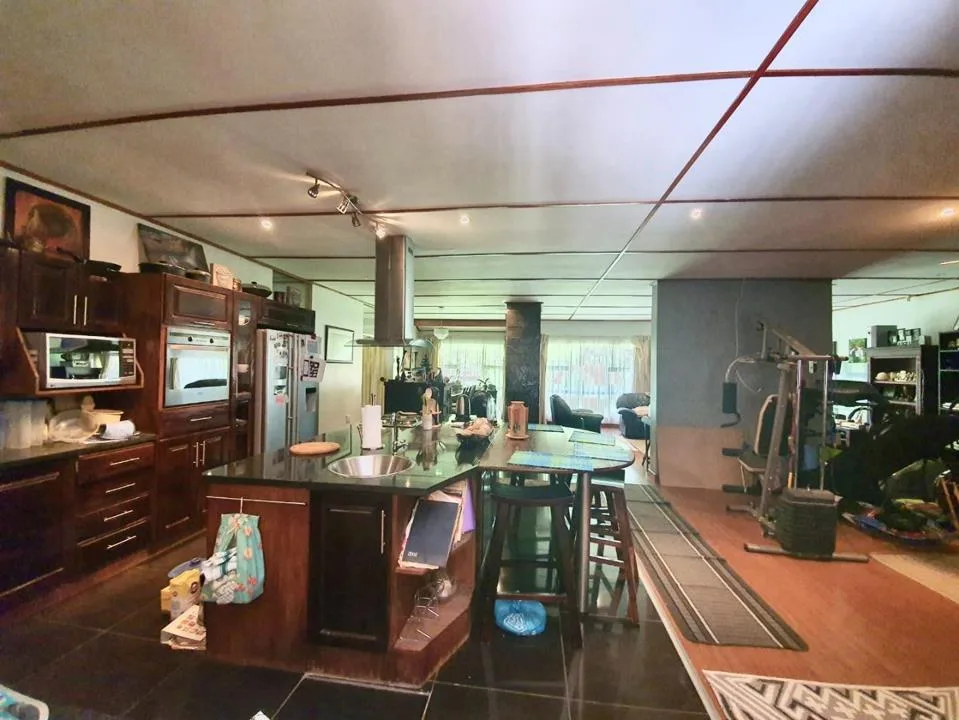 4 Bedroom House for sale in Lichtenburg