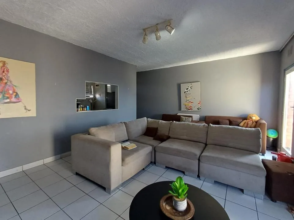 2 Bedroom Apartment / flat to rent in Morningside