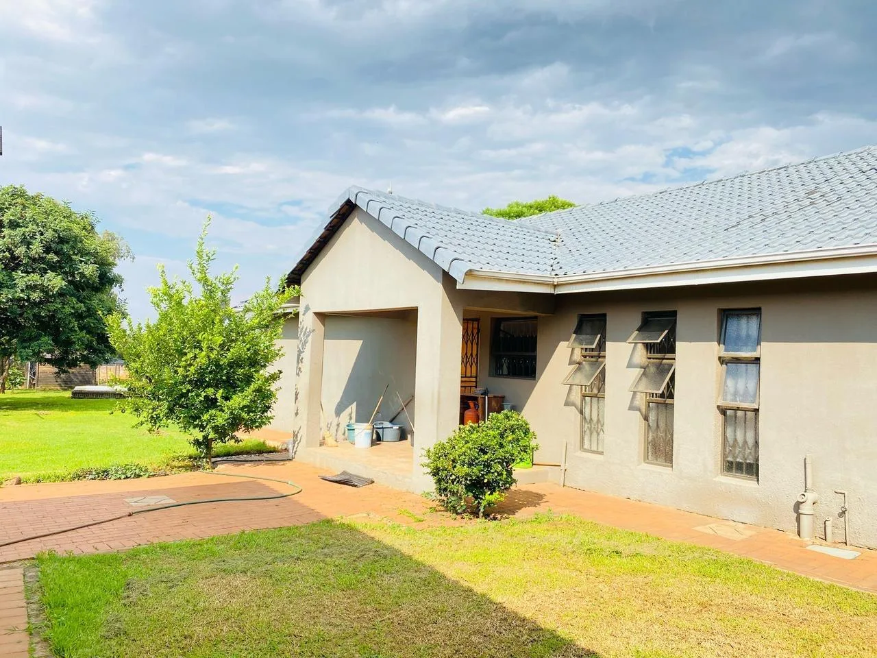 Property to rent in President Park