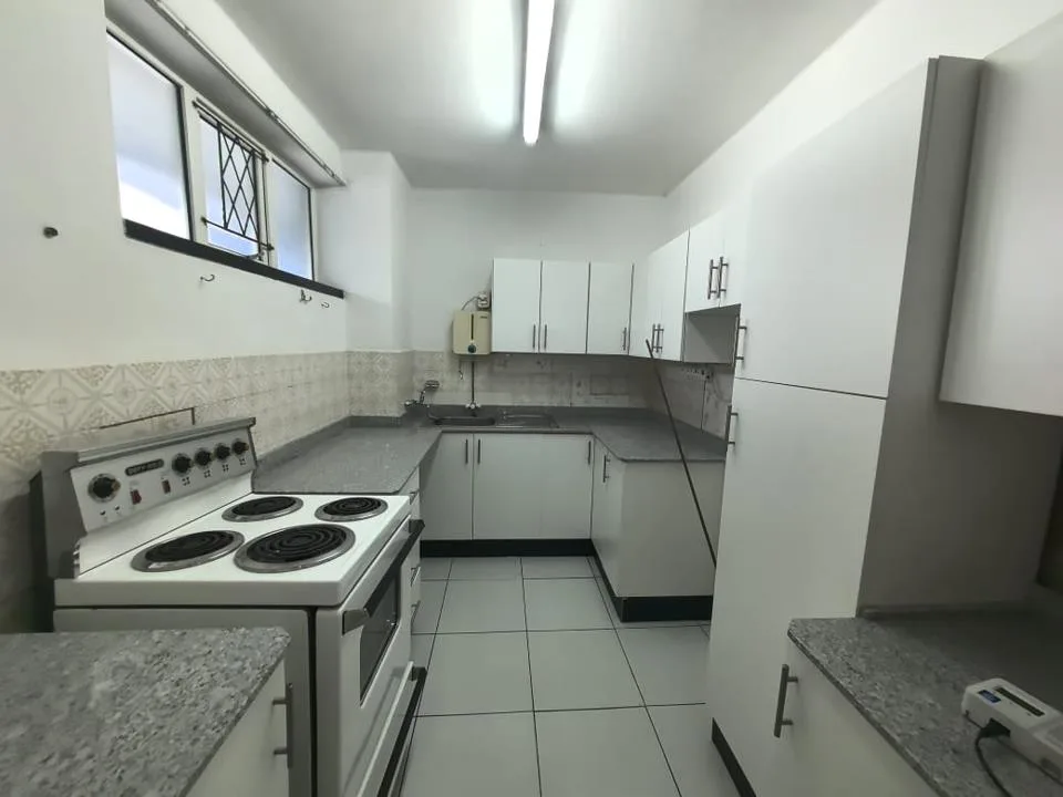 2.5 Bedroom Apartment / flat to rent in Point