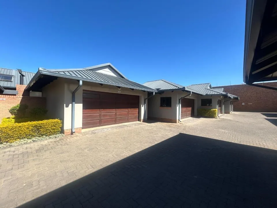 3 Bedroom Townhouse to rent in Six Fountains Residential Estate
