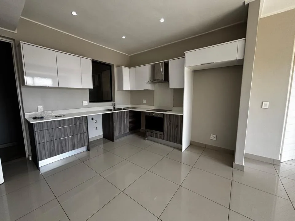 2 Bedroom Apartment / flat to rent in Sandton Central