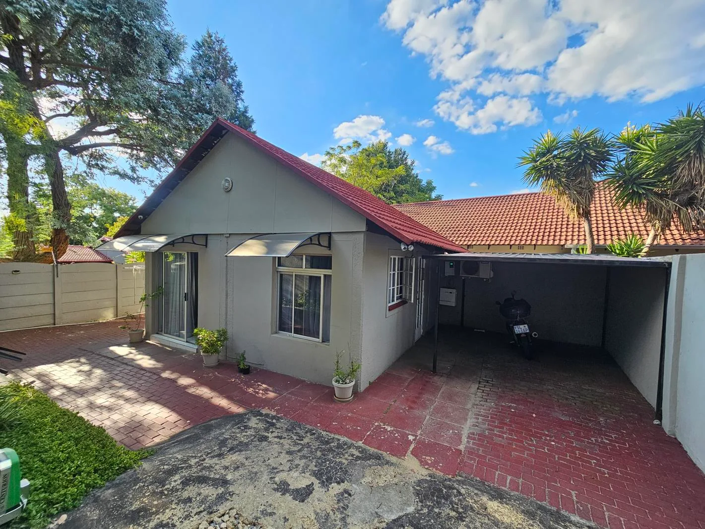 Property to rent in Sandown