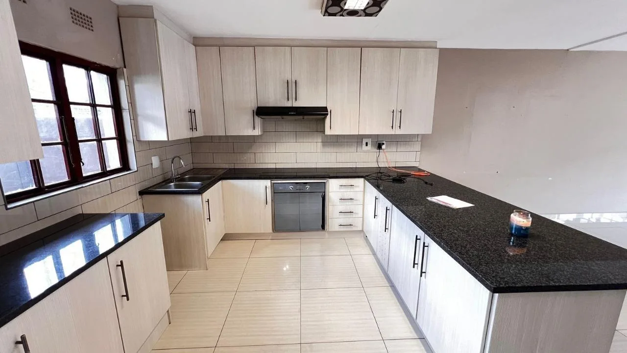 2 Bedroom Apartment / flat to rent in Ormonde