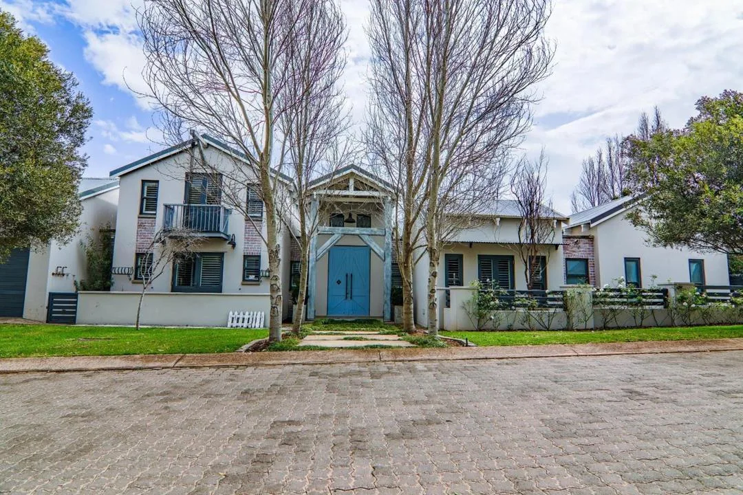 5 Bedroom House to rent in Copperleaf Estate