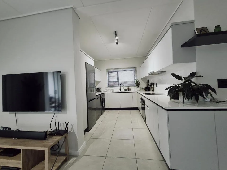 3 Bedroom Apartment / flat to rent in Linbro Park