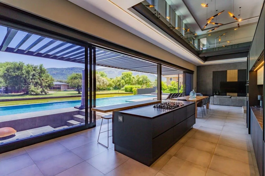5 Bedroom House for sale in The Islands Estates