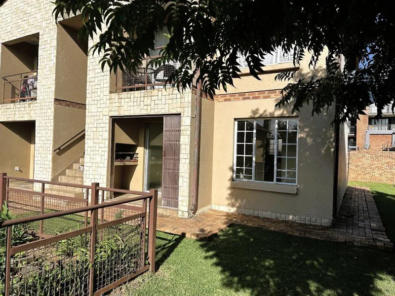2 Bedroom Apartment / flat to rent in Sonneglans