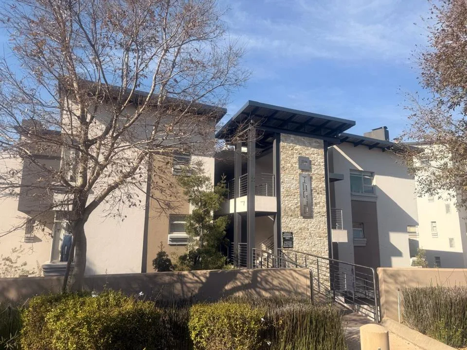 2 Bedroom Apartment / flat to rent in Ebotse Golf Estate