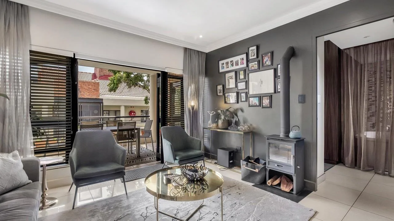 2 Bedroom Apartment / flat to rent in Morningside