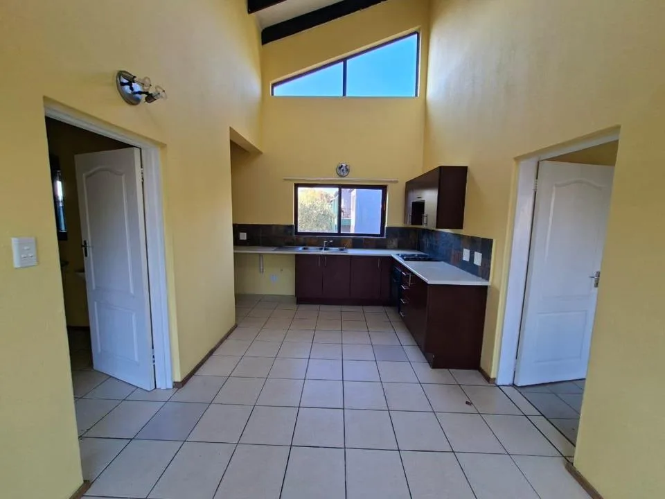2 Bedroom Apartment / flat to rent in Honeydew Grove