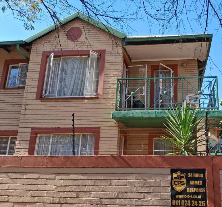 2 Bedroom Townhouse to rent in Alberton North