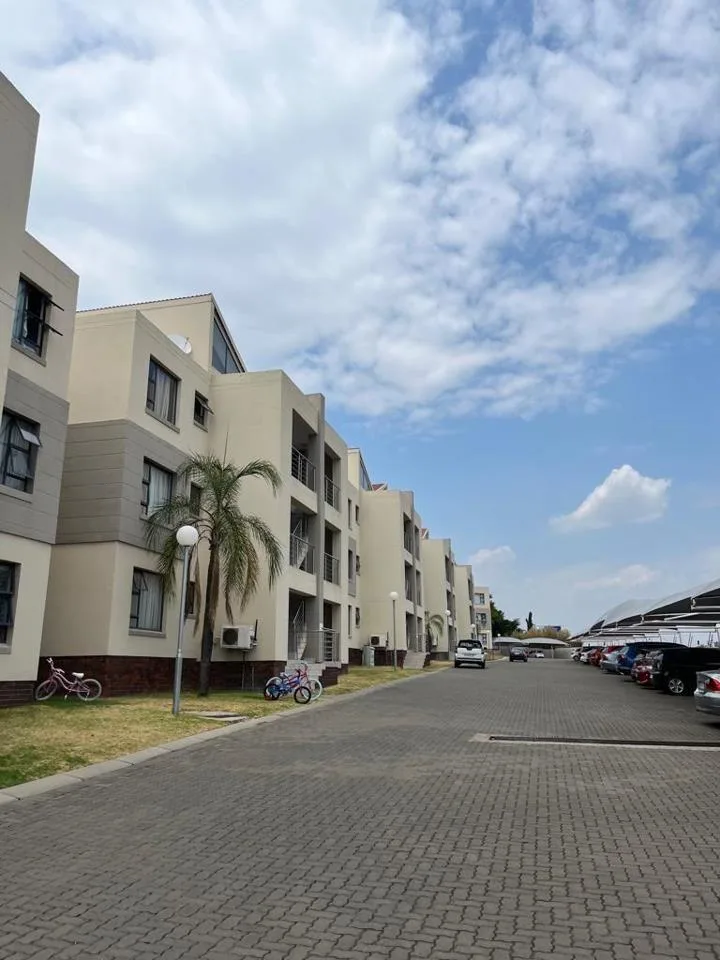 3 Bedroom Apartment / flat to rent in Fourways