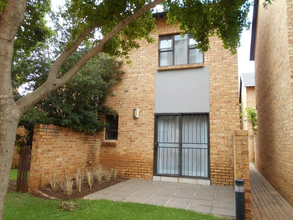2 Bedroom Townhouse to rent in Amberfield