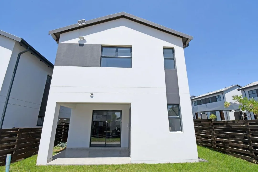 3 Bedroom Townhouse to rent in Kya Sands
