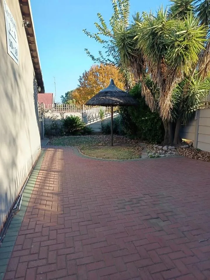 3 Bedroom Townhouse to rent in Vanderbijlpark CE