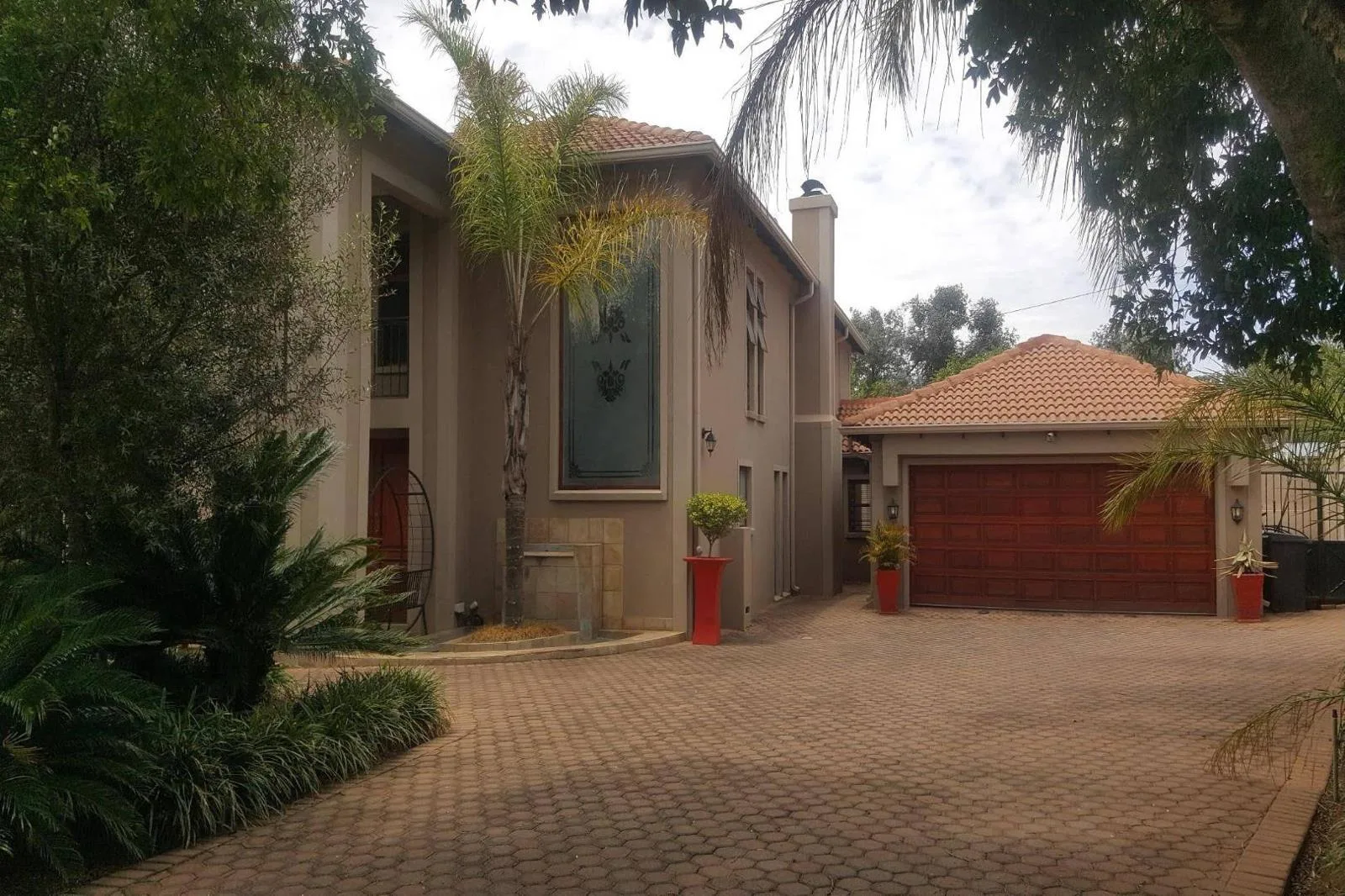 Property to rent in Ruimsig