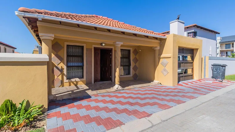 Property to rent in Noordwyk