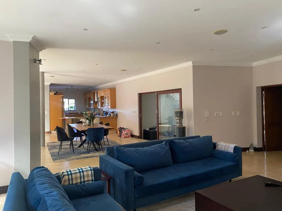 4 Bedroom House to rent in Bryanston