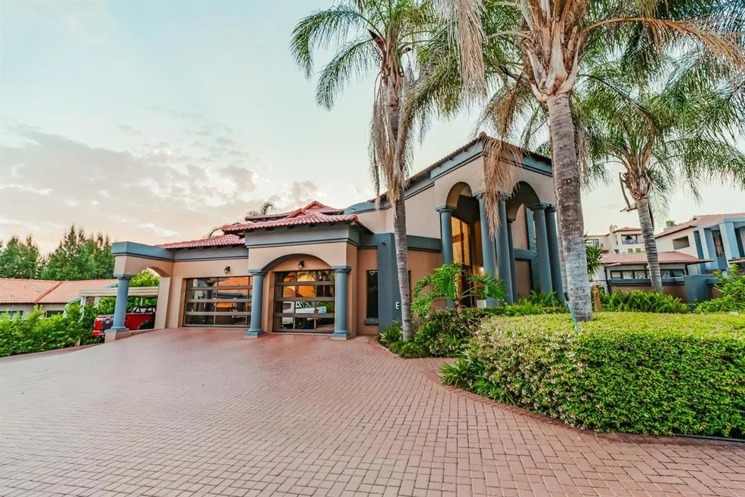 5 Bedroom House for sale in Birdwood Estate